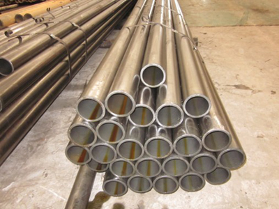 精密冷軋焊管車(chē)間